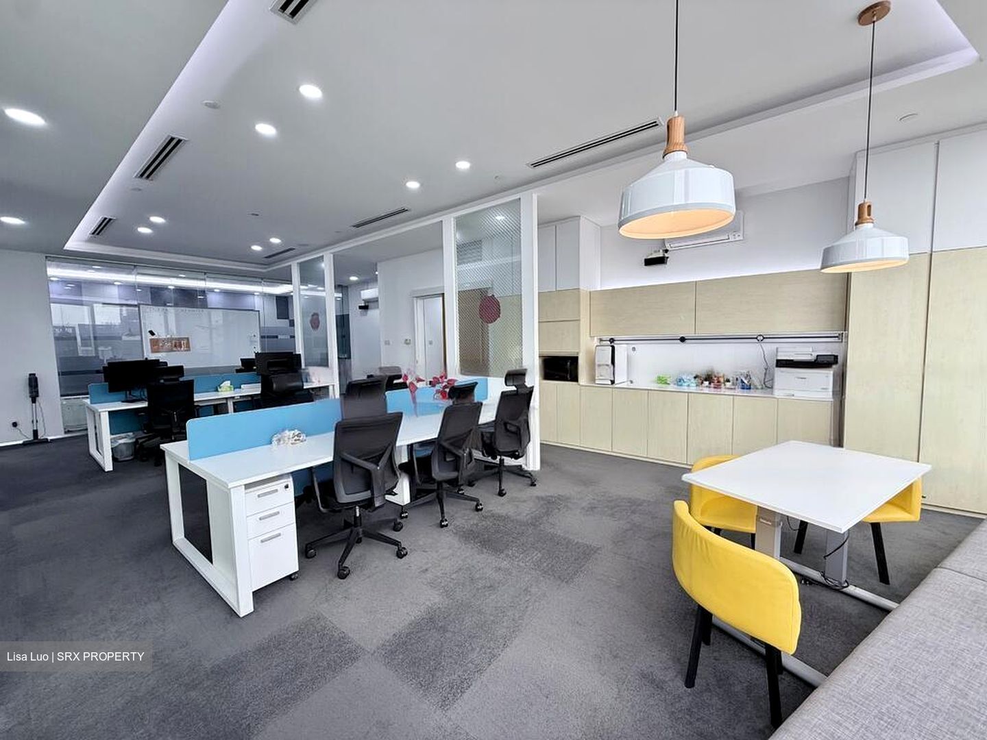 The Central (D1), Office #566789451